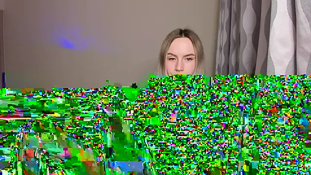 hello kittyyk online show from March 29, 7:25 pm