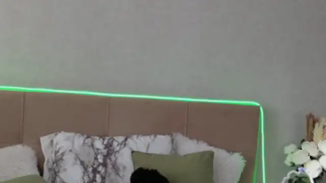 DianaRizz online show from November 3, 5:42 am