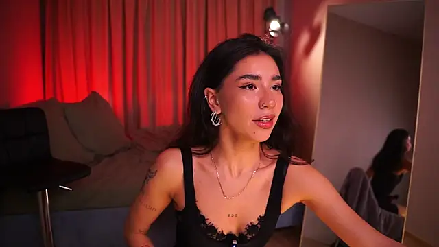 YokoKoko  online show from April 28, 5:45 am