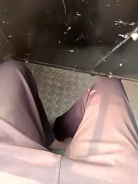 Snapshot of hemcrazy chatting on November 24, 2:33 am hemcrazy online show from November 24, 2:33 am