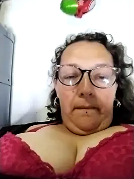 -saraqueen- online show from November 13, 4:55 am