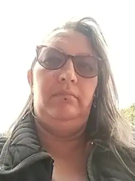 -saraqueen- online show from December 3, 3:54 pm