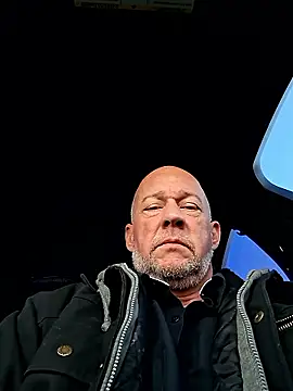 moonbeam37 online show from December 15, 2:43 pm