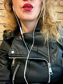 Snapshot of melisss2 chatting on October 11, 12:47 pm melisss2 online show from October 11, 12:47 pm