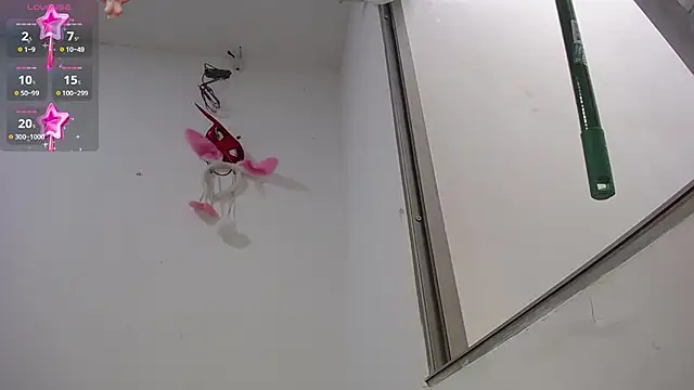 Snapshot of Keyli_sweet chatting on October 12, 7:24 pm Keyli sweet online show from October 12, 7:24 pm