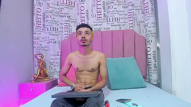 Timothe Evans online show from October 21, 8:31 pm