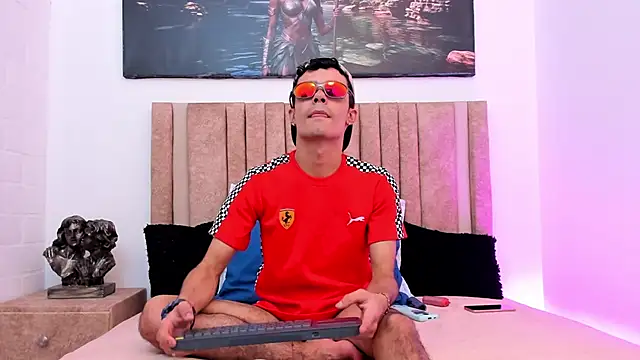 Timothe Evans online show from November 12, 7:35 pm