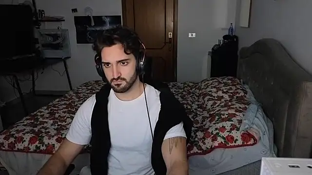 Al3xox02 online show from January 12, 12:49 am