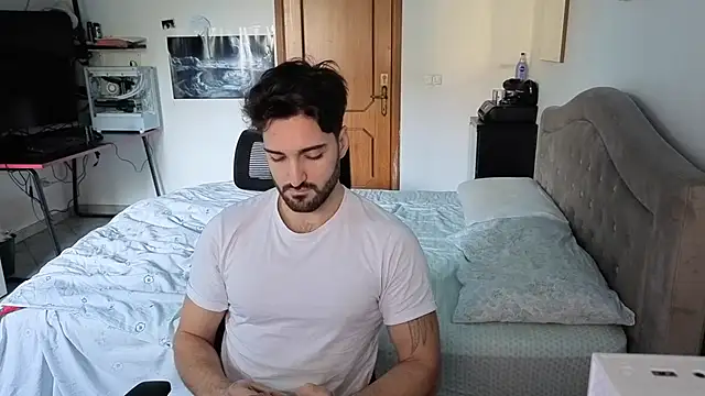 Al3xox02 online show from January 12, 12:54 pm