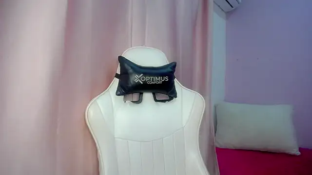 cielooo  online show from April 8, 3:50 am