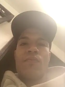 Snapshot of santyrestrepo chatting on October 6, 12:24 pm santyrestrepo online show from October 6, 12:24 pm