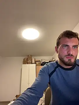 Xhrome98 online show from October 17, 9:39 pm