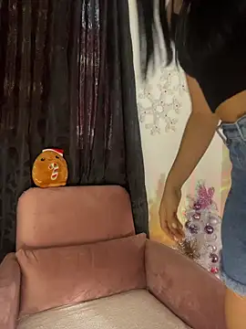 AlannaDollx online show from December 20, 4:58 pm