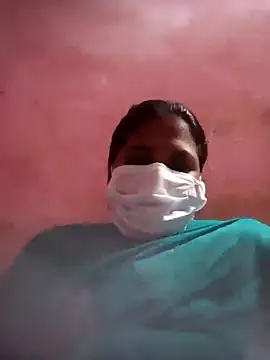 Snapshot of Eswar77 chatting on October 21, 5:24 pm Eswar77 online show from October 21, 5:24 pm