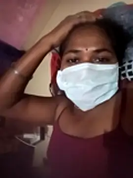 Snapshot of Eswar77 chatting on November 6, 4:35 am Eswar77 online show from November 6, 4:35 am