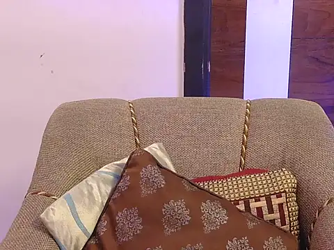 cute zaraa online show from November 12, 4:02 am