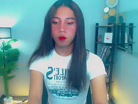 Snapshot of Seductive_nathalie chatting on October 22, 1:55 pm Seductive nathalie online show from October 22, 1:55 pm