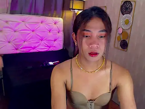 Snapshot of Seductive_nathalie chatting on November 10, 4:28 pm Seductive nathalie online show from November 10, 4:28 pm