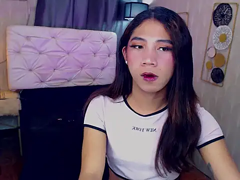 Snapshot of Seductive_nathalie chatting on November 24, 3:45 pm Seductive nathalie online show from November 24, 3:45 pm