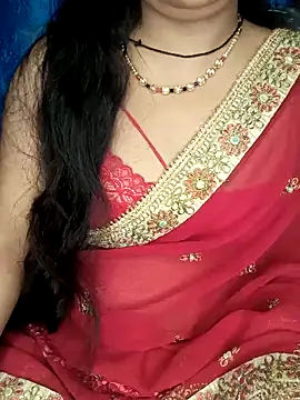 Snapshot of Rashmi_011 chatting on May 3, 11:44 pm Rashmi 011 online show from May 3, 11:44 pm