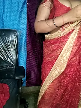 Snapshot of Rashmi_011 chatting on May 16, 12:29 am Rashmi 011 online show from May 16, 12:29 am