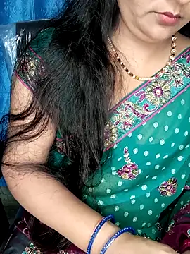 Snapshot of Rashmi_011 chatting on June 1, 12:34 am Rashmi 011 online show from June 1, 12:34 am