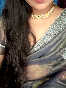 Snapshot of Rashmi_011 chatting on June 3, 12:35 am Rashmi 011 online show from June 3, 12:35 am