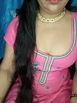 Snapshot of Rashmi_011 chatting on June 23, 2:31 am Rashmi 011 online show from June 23, 2:31 am