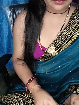 Snapshot of Rashmi_011 chatting on June 26, 12:26 am Rashmi 011 online show from June 26, 12:26 am