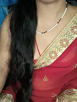 Snapshot of Rashmi_011 chatting on July 8, 12:37 am Rashmi 011 online show from July 8, 12:37 am