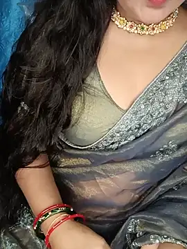 Snapshot of Rashmi_011 chatting on July 9, 12:48 am Rashmi 011 online show from July 9, 12:48 am