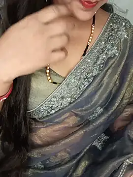 Snapshot of Rashmi_011 chatting on July 24, 12:52 am Rashmi 011 online show from July 24, 12:52 am