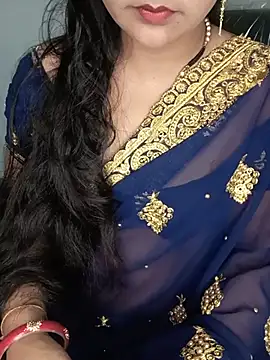 Snapshot of Rashmi_011 chatting on July 28, 12:40 am Rashmi 011 online show from July 28, 12:40 am