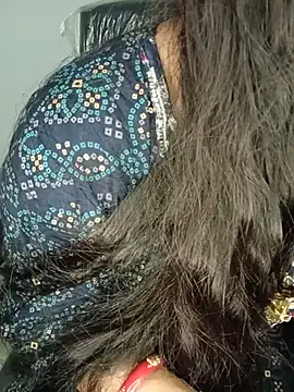 Snapshot of Rashmi_011 chatting on July 29, 12:42 am Rashmi 011 online show from July 29, 12:42 am