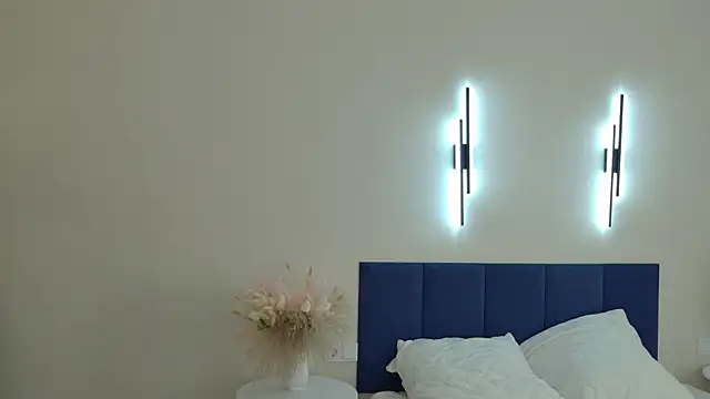 Alexis Lovely online show from April 23, 4:57 am