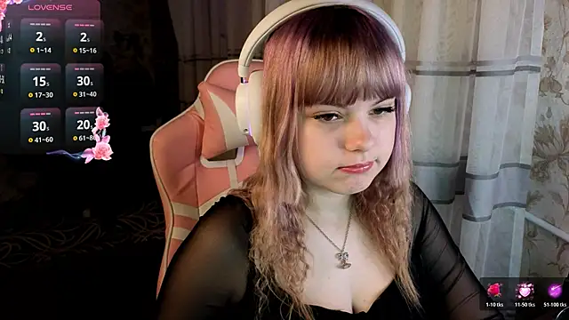 KristiBloom online show from March 25, 11:55 pm