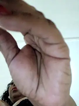 Snapshot of BustyBoobsxXx999 chatting on October 11, 10:52 pm BustyBoobsxXx999 online show from October 11, 10:52 pm