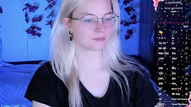 HoneyDazzle online show from November 16, 6:57 pm