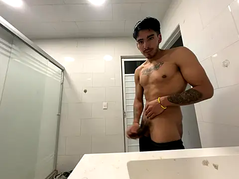 Snapshot of giooo5828 chatting on November 3, 7:31 am giooo5828 online show from November 3, 7:31 am