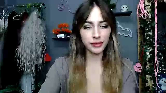 Walleriana online show from October 14, 9:26 pm