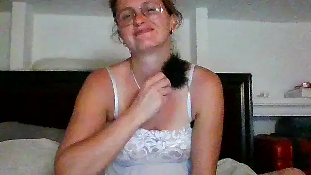 xcrazzycat online show from October 7, 8:06 pm