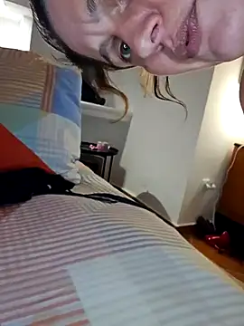 Snapshot of xcrazzycat chatting on March 5, 9:44 pm xcrazzycat online show from March 5, 9:44 pm