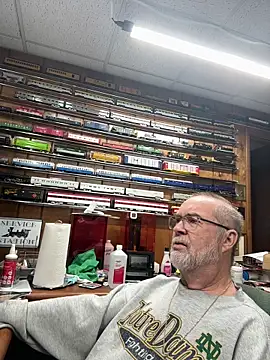 Jcaspen online show from April 20, 1:14 pm