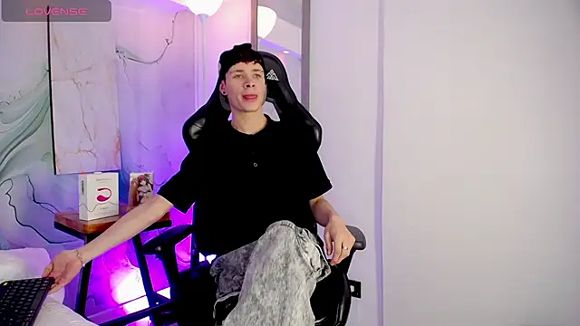 JackFrosst online show from March 9, 12:09 pm