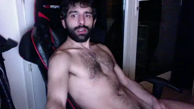 Snapshot of Liroow chatting on March 21, 4:06 am Liroow online show from March 21, 4:06 am