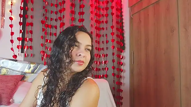  Bella Beth  online show from February 18, 4:08 am