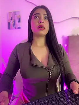 Iam Valentinaaa online show from October 11, 3:21 pm