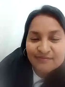 lucia00xx online show from October 20, 6:52 pm