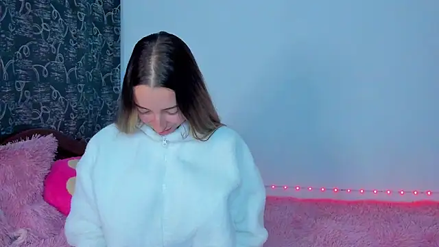 Sophia rouse online show from October 25, 3:14 am