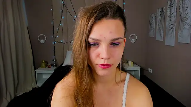 Snapshot of LesiBrizo chatting on November 1, 2:35 am LesiBrizo online show from November 1, 2:35 am